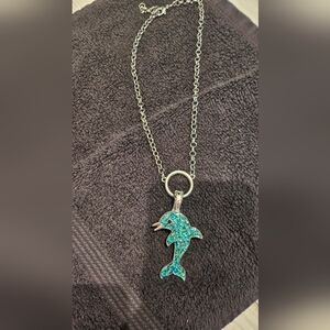 Silver Dolphin Pendant Necklace. Fashion Jewelry